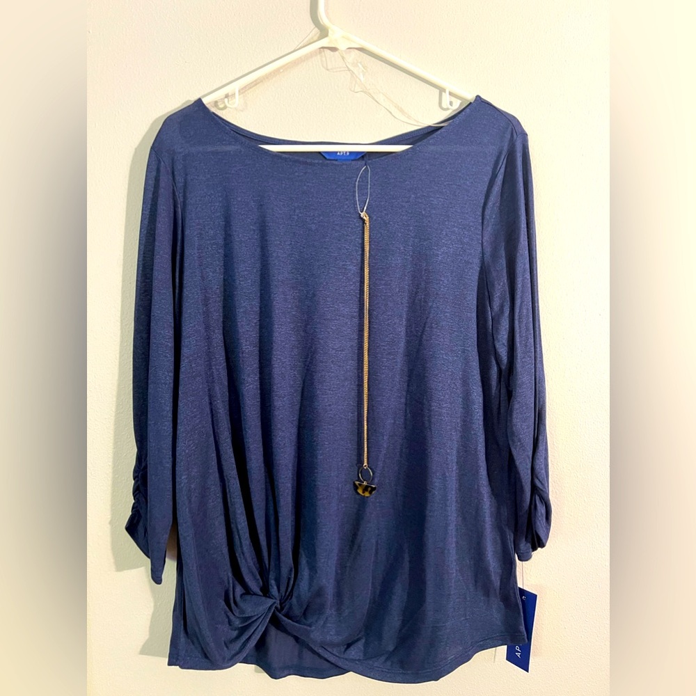 New blouse APT.9 size L 💙